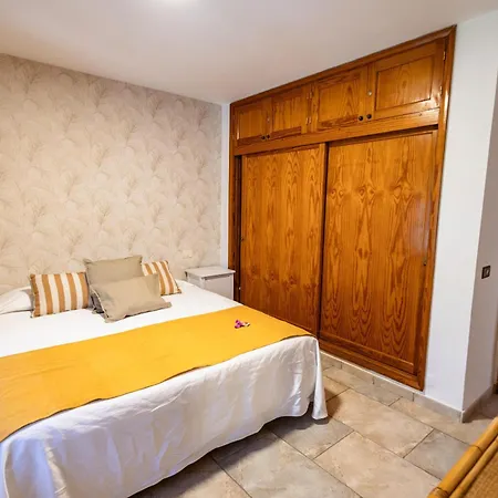 Oasis Holycan - By Gestion Vacacional Canarias Ferienhaus