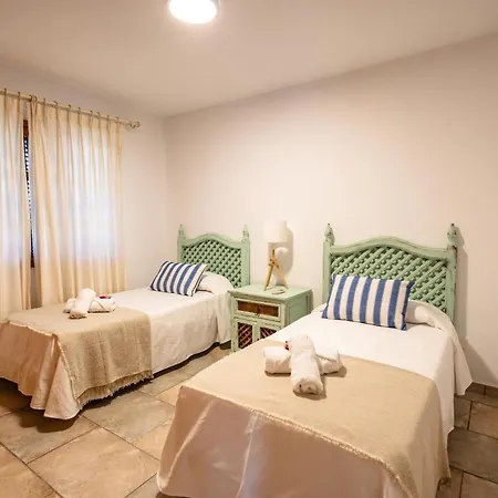 Oasis Holycan - By Gestion Vacacional Canarias בית נופש *